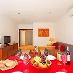 Apartment Caracas 2 By Algarve Vacation